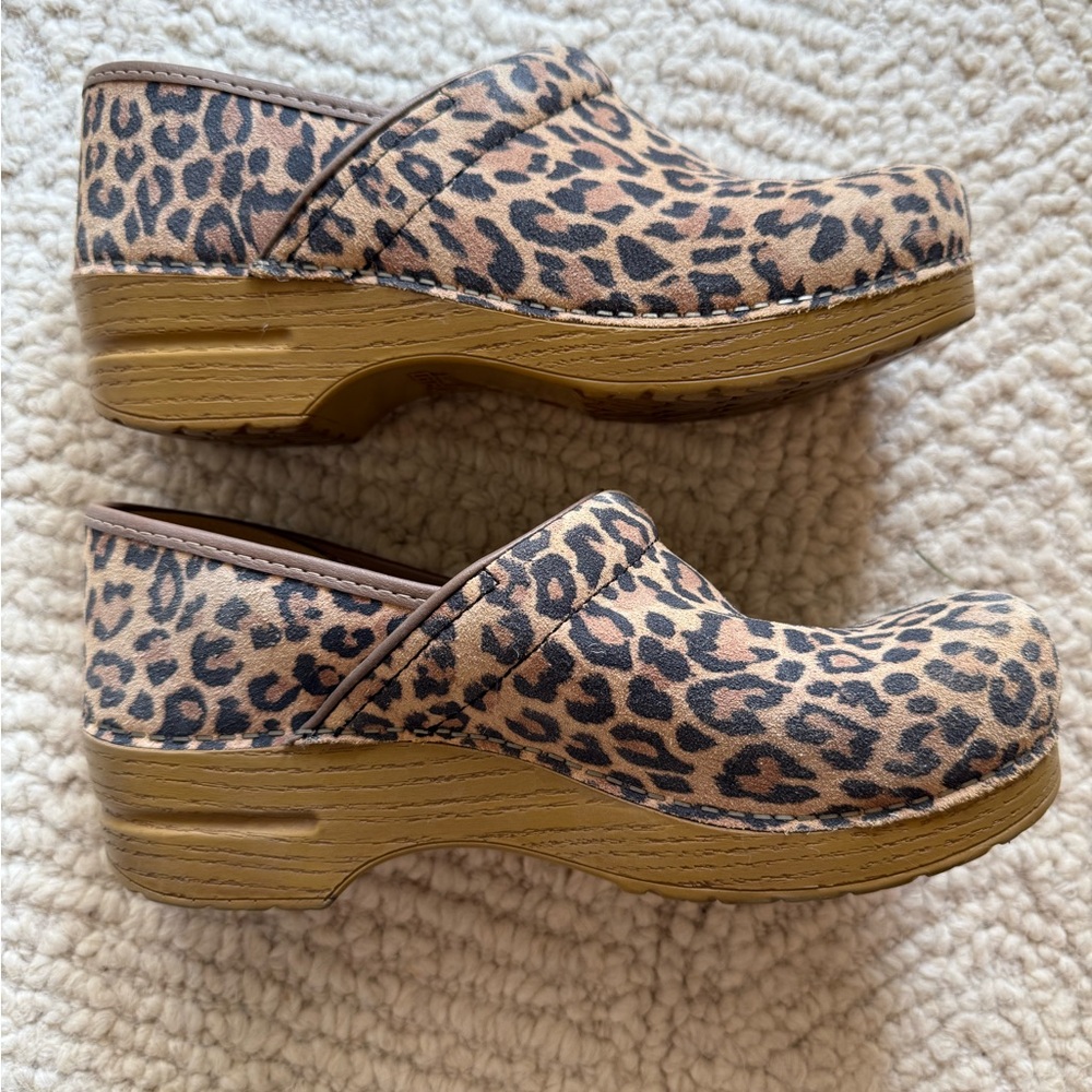 Dansko Leopard Print Slippers - Picture 3 of 3
